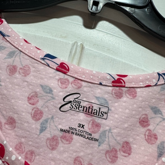 Cherry Raglan Top - Picture 2 of 2